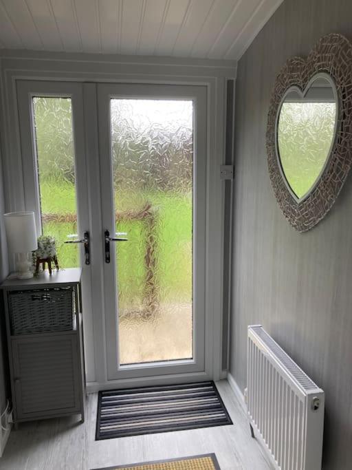 Cwtch Cymru Lodge 7F Caer Beris Holiday Lodge Park Builth Wells Kültér fotó